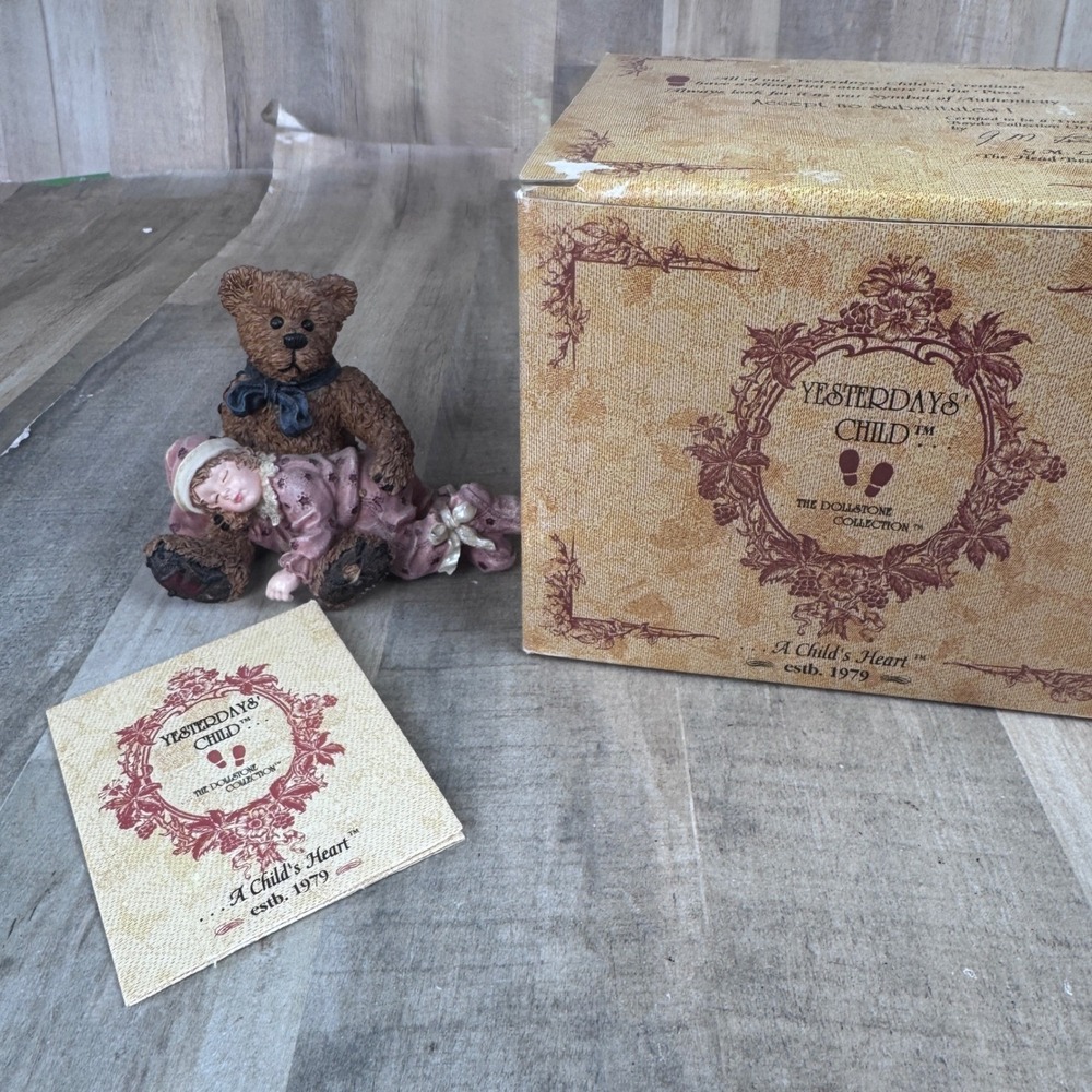 Vintage Boyds Bears Dollstone Collection Shelby Asleep in Teddys Arms 1998 #3527
